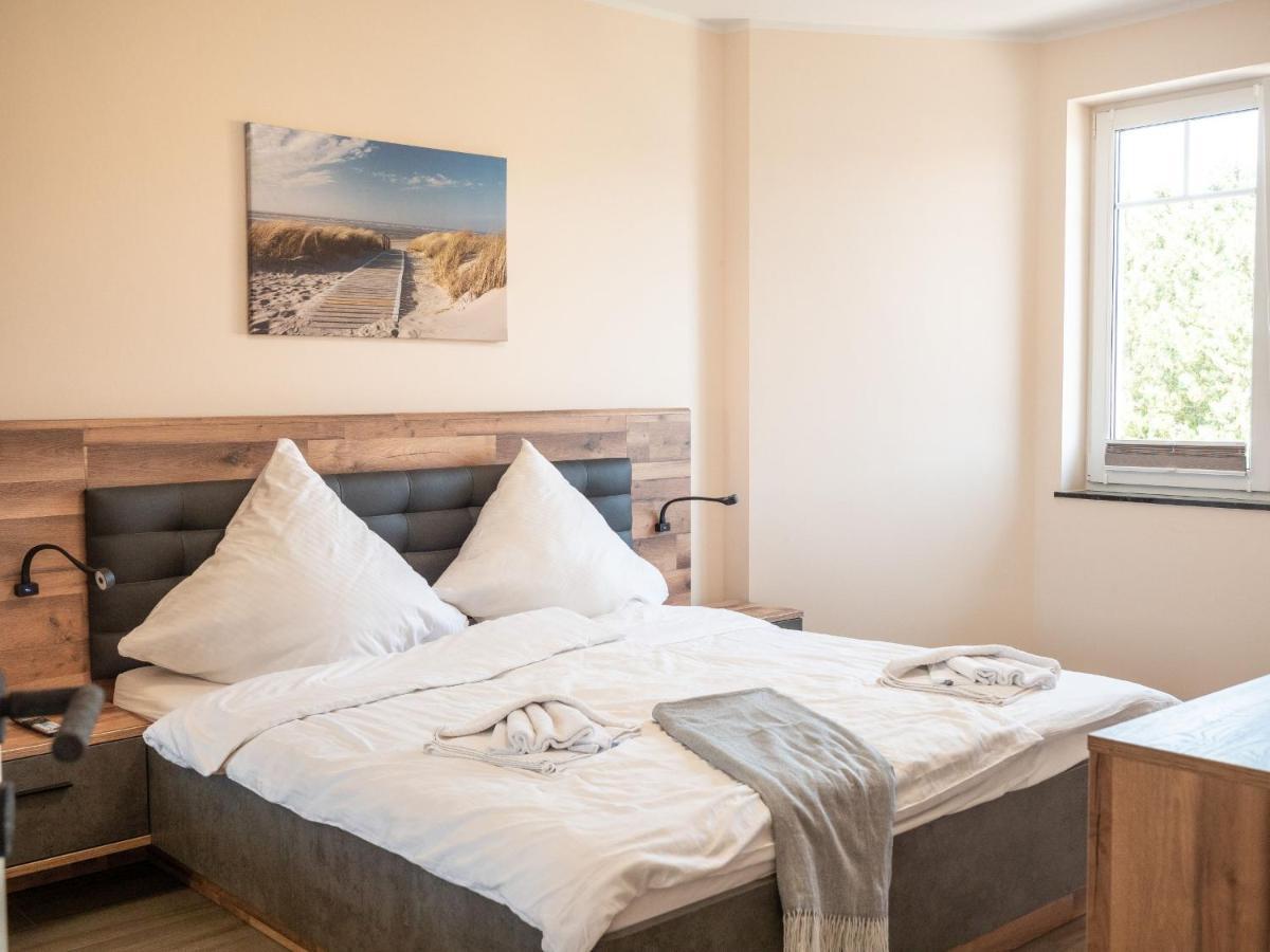 Rotes Haus Krabbe - Whg 2 Lägenhet Zingst Exteriör bild